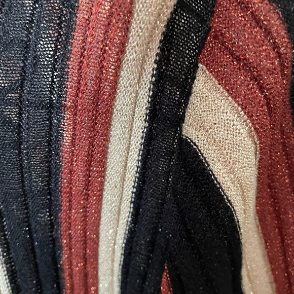 Ladies long sweater - Picture 3 of 3